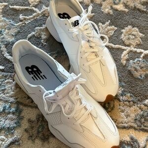 New Balance ( new/ but no tags )
